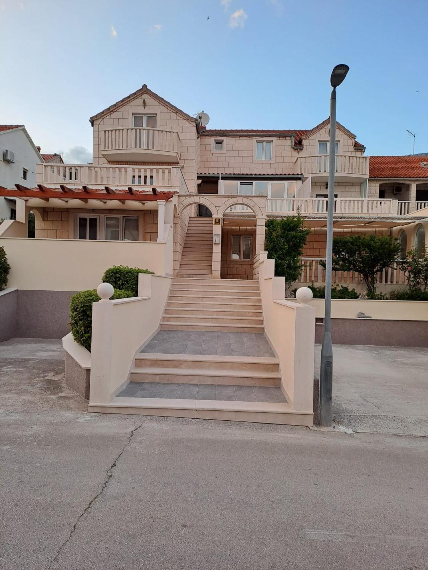 Sea View Room Bol Exterior foto